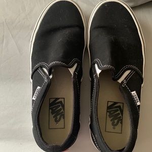 Black Vans size 8